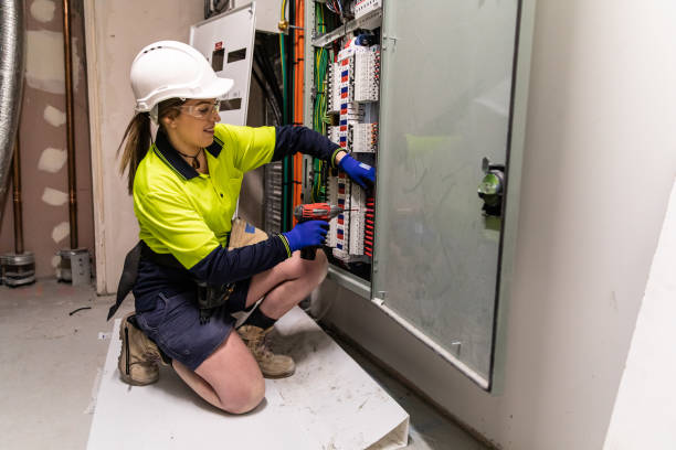 Best Circuit Breaker Repair  in Defuniak Springs, FL